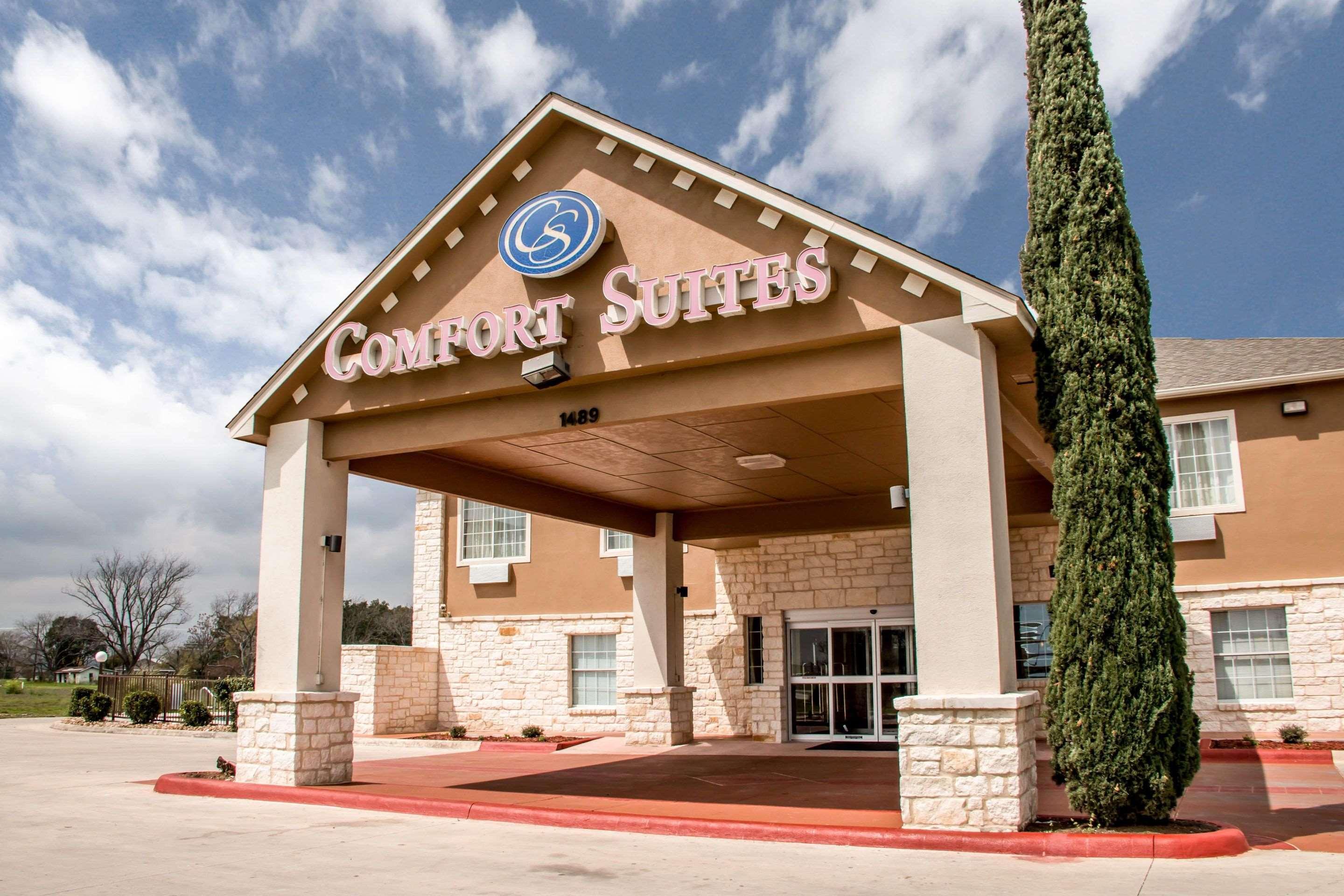 Comfort Suites Нью Браунфелс Экстерьер фото